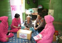 Bhayangkari Berbagi, Bantu Warga Kurang Mampu di Malinau