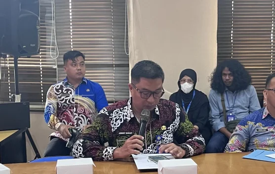 Distribusi Imunisasi ke Long Titi Terkendala Jarak