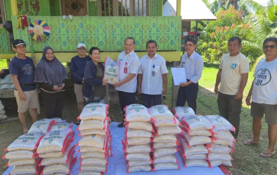 Korban Bencana, Tiga Desa di Malinau Terima 1 Ton Bantuan Beras