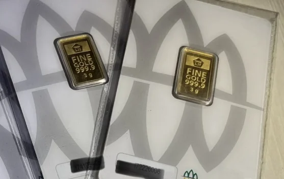 Tiga Hari Berturut-turut, Harga Emas Antam Turun Rp50 Ribu