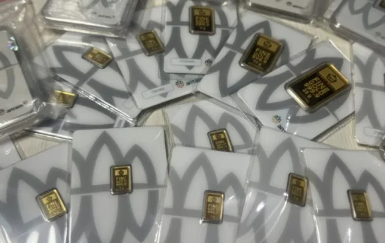 Turun Lima Hari, Harga Emas Antam Terkoreksi Rp104.000 per Gram