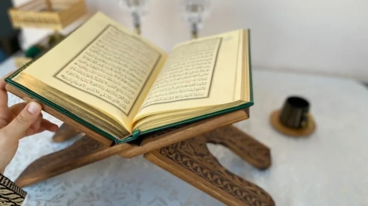 Keutamaan Membaca Al-Qur’an pada Bulan Ramadan