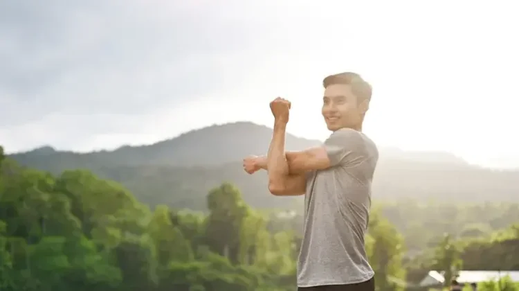 Tips Tetap Fit saat Puasa