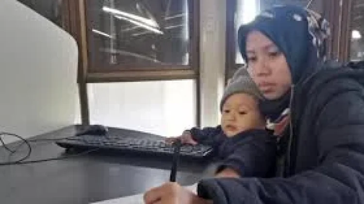 Perempuan Sulbar Masih Terbebani Peran Ganda