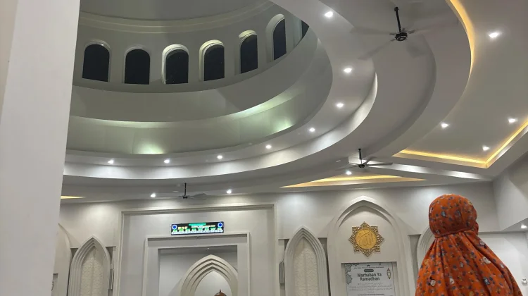 Tips Salat Tarawih dengan Aman dan Tenang