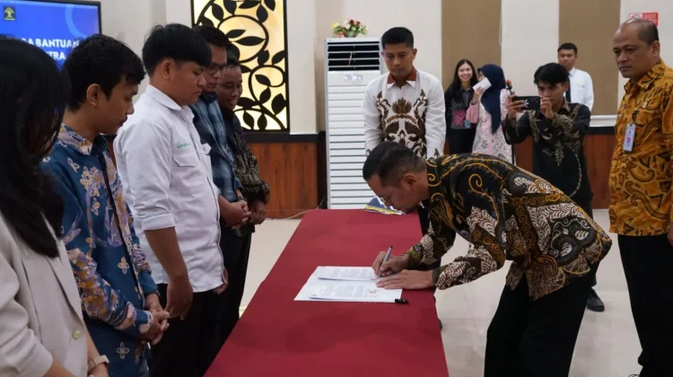 Kemenkum Sulbar Tandatangani Kontrak Bantuan Hukum