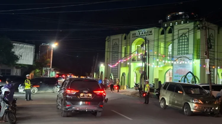 Ditlantas Polda Sulbar Kawal Kelancaran Tarawih, Fokus Mesjid Raya Suada