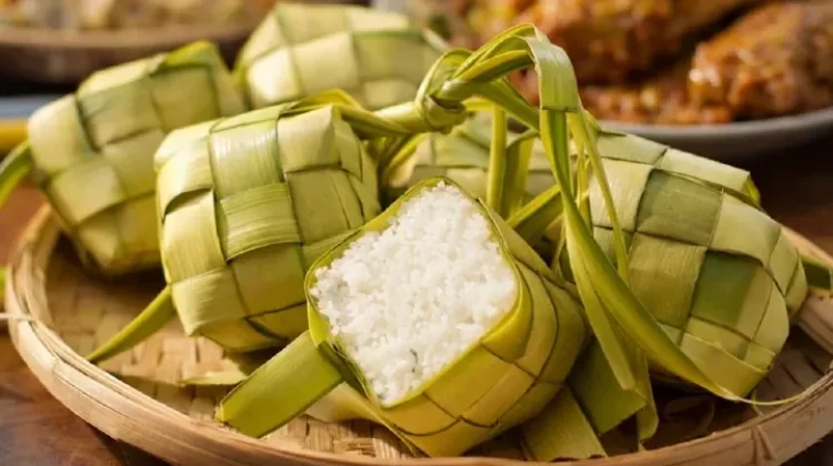 Ketupat, Simbol Kebersamaan di Hari Raya Idul Fitri