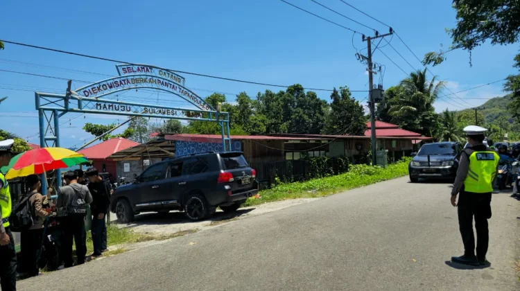 Libur Lebaran, Ditlantas Polda Sulbar Intensifkan Pengamanan di Kawasan Wisata