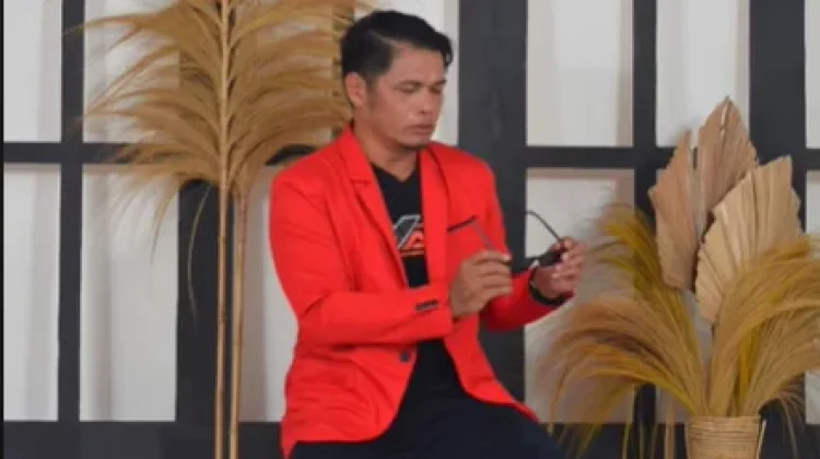 Lirik Lagu "Mekalantue - Arjab Feat. Charles Firmansyah