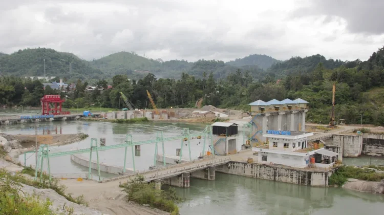PLN Siapkan Pembangkit Listrik Tambahan Hadapi Potensi Kekeringan saat Kemarau