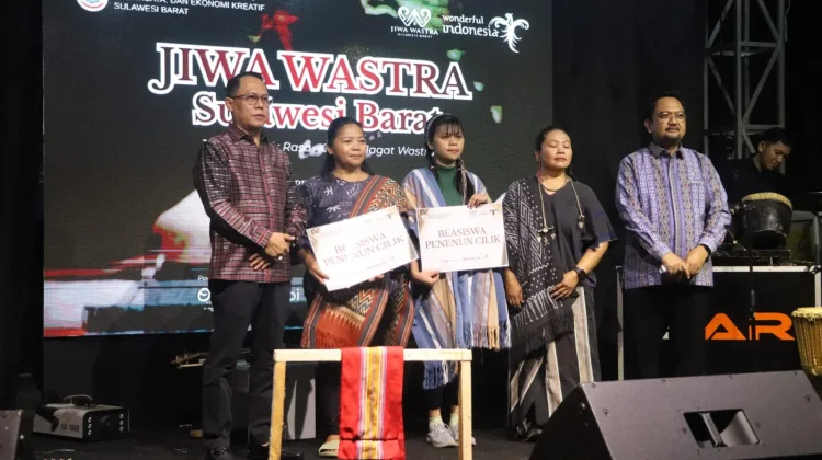 Event Jiwa Wastra Perkenalkan Tenun Khas Daerah Sulbar
