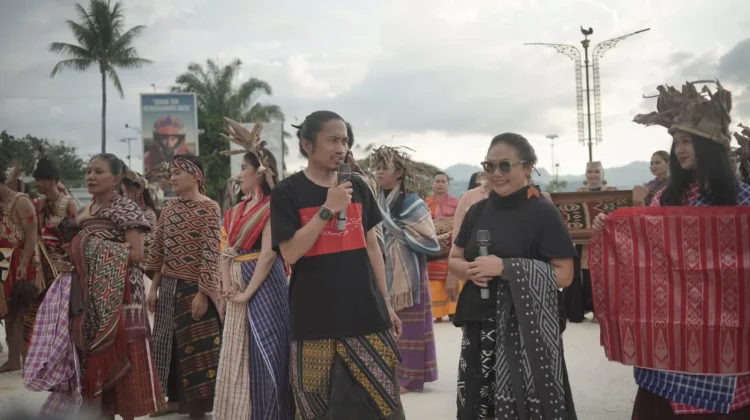 Jiwa Wastra Sulbar Jadi Panggung Kolaborasi Penenun Daerah