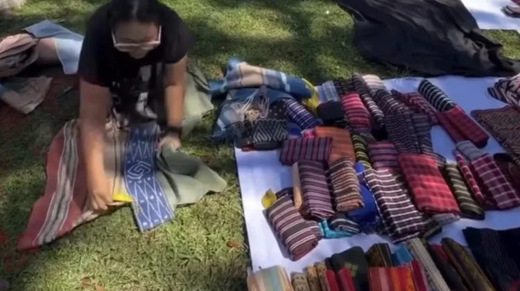Diskusi dan Galeri Jiwa Wastra Hidupkan Literasi Kain Sulbar