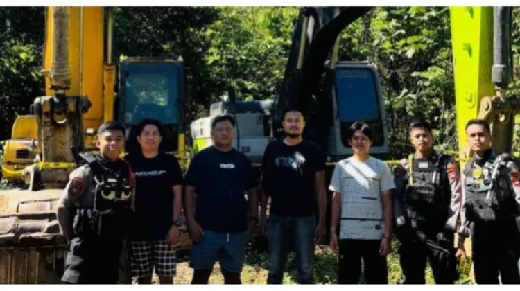 Polresta Mamuju Sita 3 Excavator  di Lokasi Tambang Emas Ilegal