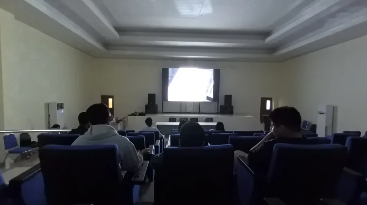 Mamuju Book Party Peringati Hari Pendidikan lewat Nonton Film