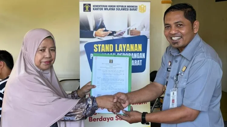 Layanan Jemput Bola, Kemenkum Sulbar  Daftarkan 10 UMK Miliki Legalitas PTP