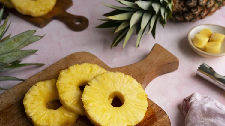 Jaga Kesegaran Tubuh dengan Konsumsi Nanas saat Cuaca Panas