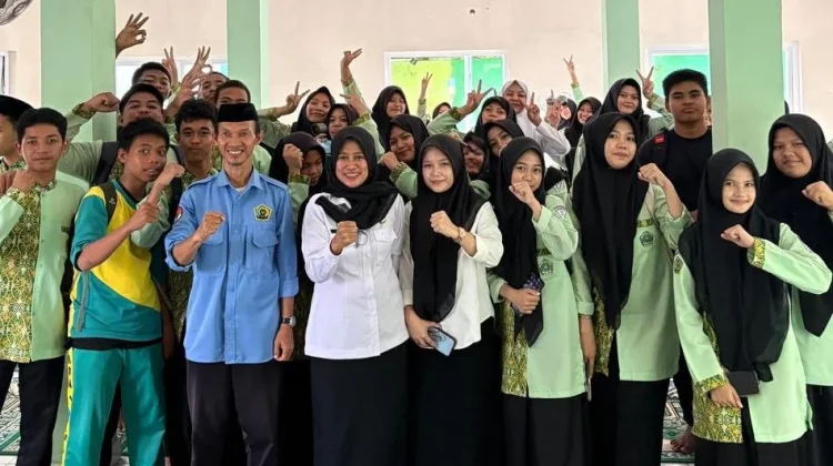 Penyuluhan Hukum di Sekolah, Kemenkum Sulbar: Cegah Pernikahan Usia Dini dan Hoaks