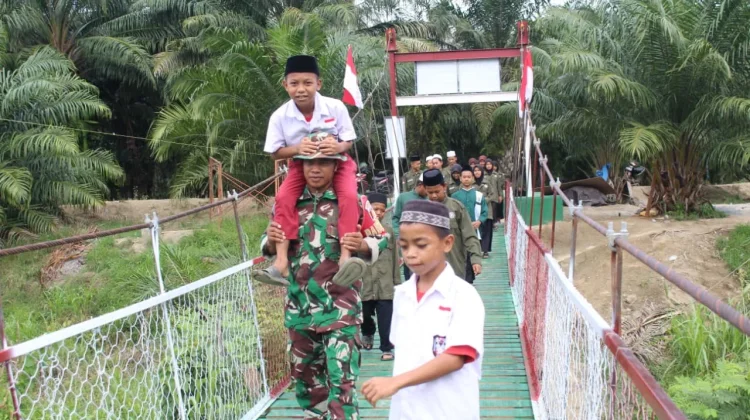 Jembatan Rampung 100 Persen, TNI Buka Akses Aman bagi Santri di Pasangkayu