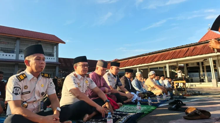 Rutan Mamuju Gelar Shalat Idul Adha Bersama Petugas dan Warga Binaan