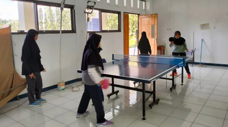 Pingpong Kian Membumi di Sulbar, Dari Kolong Rumah hingga Klub Resmi