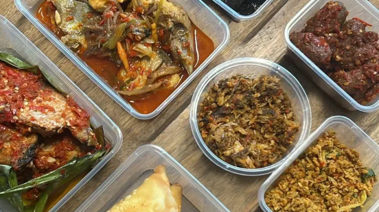 UMKM Kuliner Tradisional Mandar Hadapi Gempuran Jajanan Kekinian