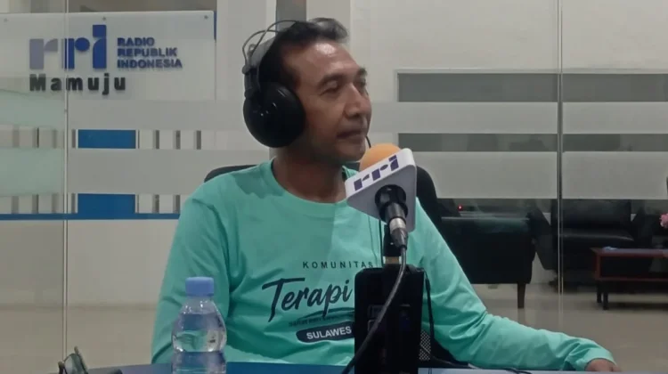 Warga Keluhkan Tak Ada Ruang Ganti di Pantai Arteri Mamuju