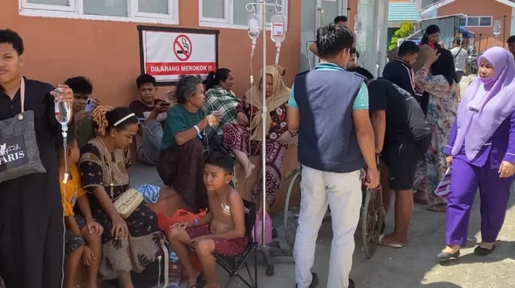 Panik, Pasien RS Mitra Manakarra Mamuju Lari Keluar saat Gempa M6,3 Palu