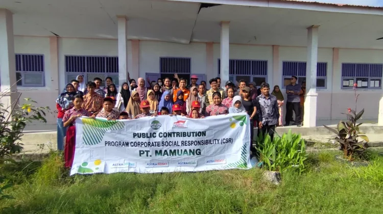 Guru Honorer di Pasangkayu Terima Dukungan Insentif dari PT Mamuang