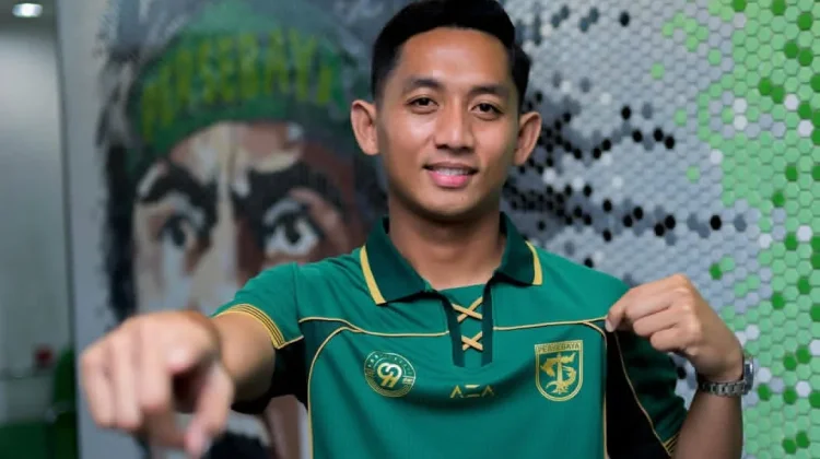 Perpisahan Haru Reza Arya, Tinggalkan PSM Berlabuh di Persebaya