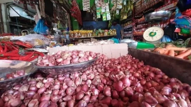 Harga Bawang Merah Naik akibat Kendala Panen di Daerah Asal