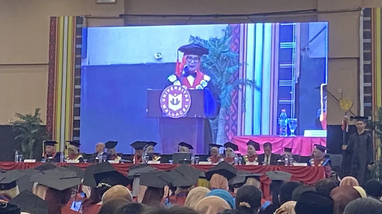 Universitas Wallacea Wisuda 198 Lulusan, Rata-rata IP 3,57