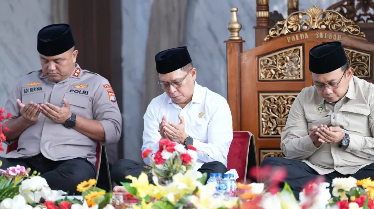 Hadiri Dzikir Bersama Polda Sulbar, Sekda Tekankan Momentum Refleksi untuk Polri