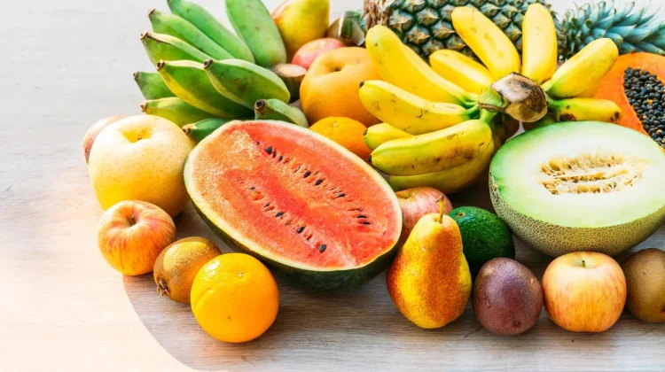 Delapan Buah Terbaik yang Bisa Dikonsumsi Tiap Hari