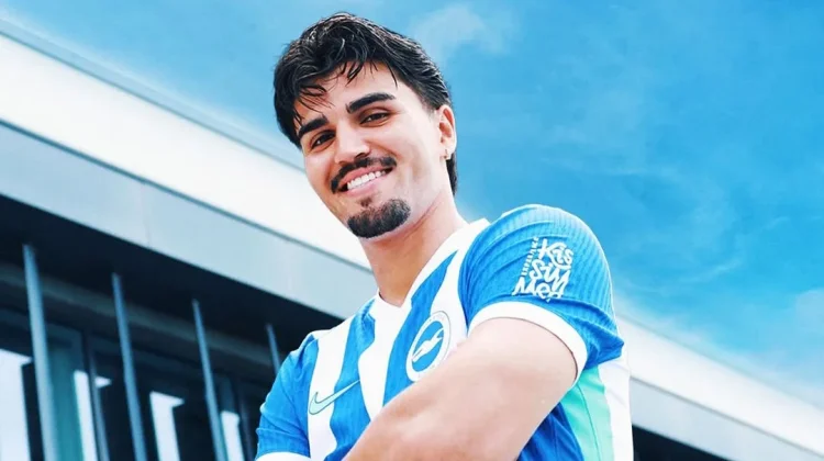 Brighton Resmi Datangkan Pascal Struijk dari Leeds United