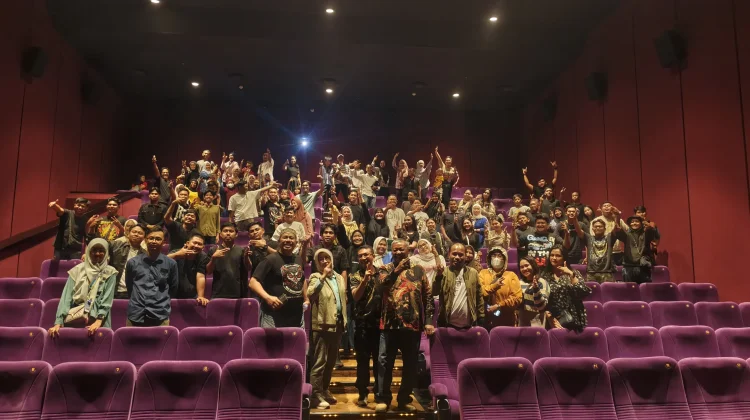 Densus 88 Sulbar Gelar Nobar Film 'Tanah Runtuh', Ajak Masyarakat Jaga Kerukunan