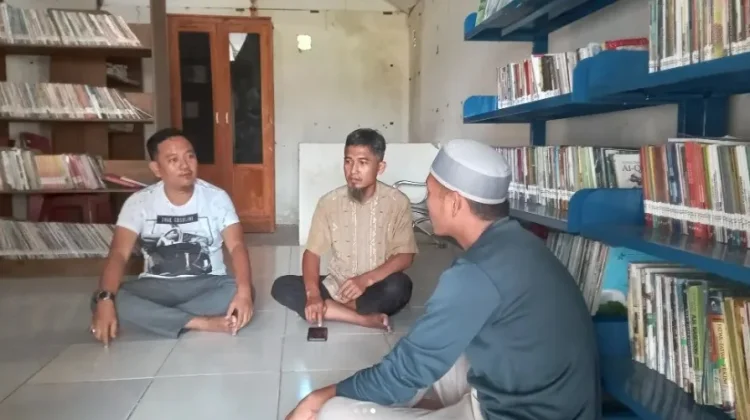 Komunitas Akar Air Bangun Rumah Baca untuk Anak Mamuju