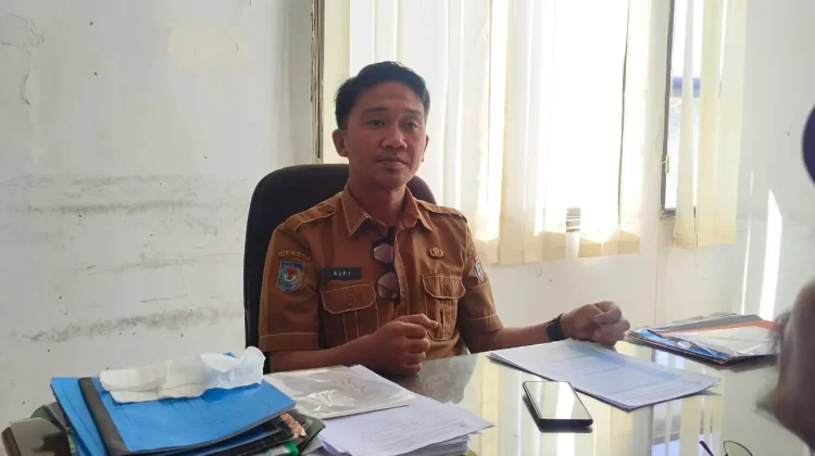 Sebanyak 37 Rumah Tangga Miskin di Mateng Dapat Listrik Gratis LHM