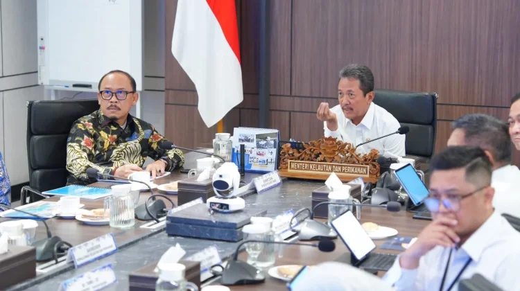 Sulbar Raih Bantuan 28 Kapal dan Tambak 400 Hektare dari KKP RI