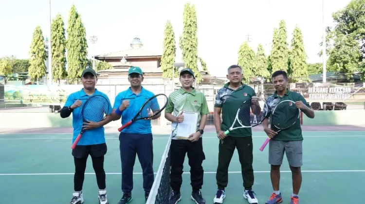 Danrem 142/Tatag Raih Juara I Turnamen Tenis Lapangan di Palu
