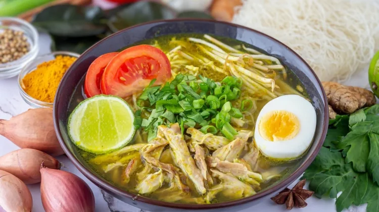 Resep Soto Ayam Gurih, Praktis, dan Nikmat