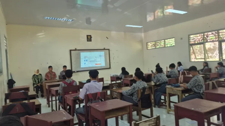 Kemenkum Sulbar Sosialisasikan Batas Usia Kawin ke Pelajar