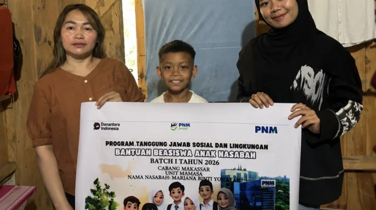 PNM Tak Hanya Kuatkan Usaha Ibu, Tapi juga Jaga Mimpi Anak lewat Beasiswa