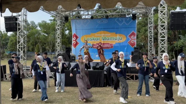 Mahasiswa UGM Gelar Festival Laskar Budaya di Mamuju
