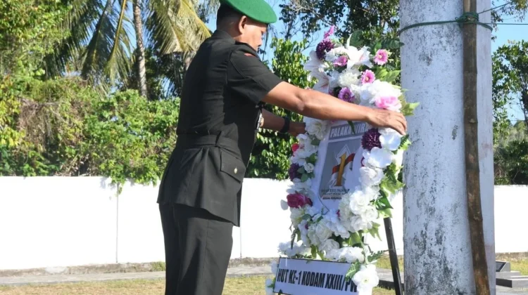 Sambut HUT Ke-1 Kodam Palaka Wira, Korem 142/Tatag Ziarah ke TMP Pati'di
