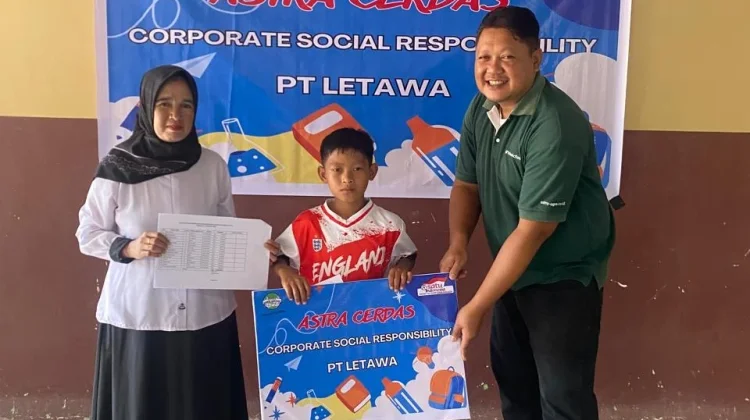 Dukung Pendidikan, PT Letawa Beri Beasiswa dan Insentif Guru