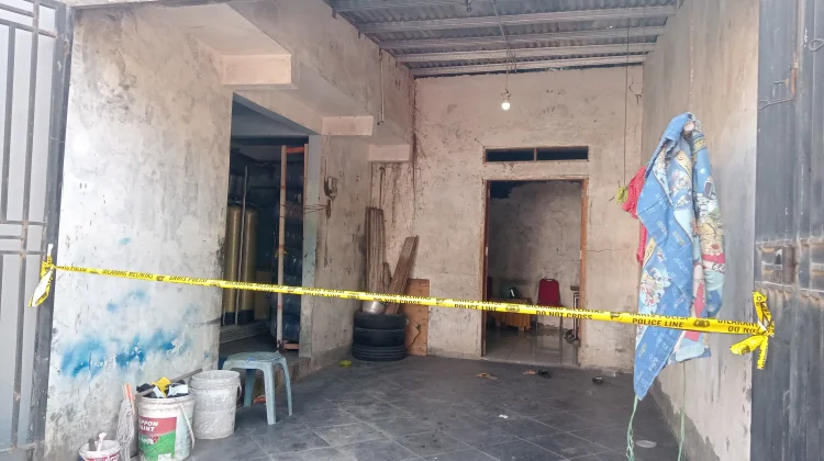 Tinggal Sendiri, Warga Temukan Perempuan Meninggal di Rumahnya di Mamuju