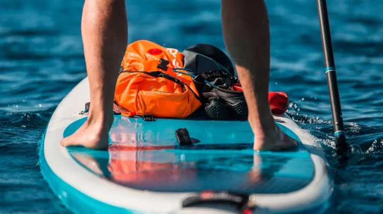 Keuntungan Paddleboarding untuk Fisik dan Mental: Santai di Luar, Sehat di dalam
