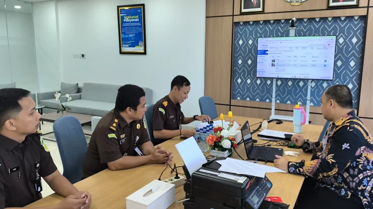 Lelang Serentak, Dua Barang Rampasan Kejari Mamuju Terjual 315 Juta